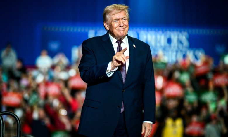 Trump appeals to Republicans to remain united ahead of midterm elections