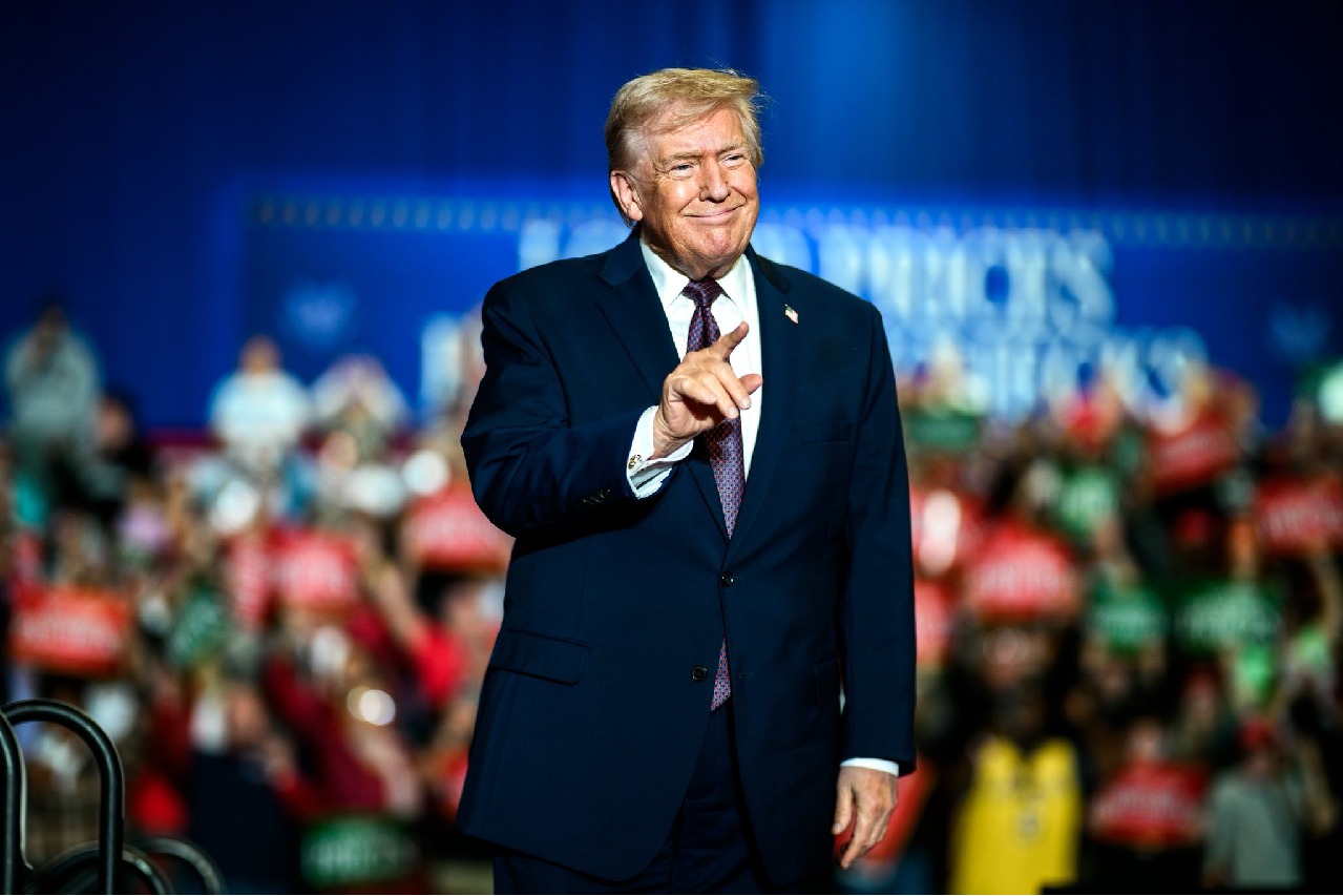 Trump appeals to Republicans to remain united ahead of midterm elections