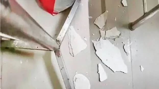 Kerala: Roof collapses at Kollam District Hospital, falls on patient's body