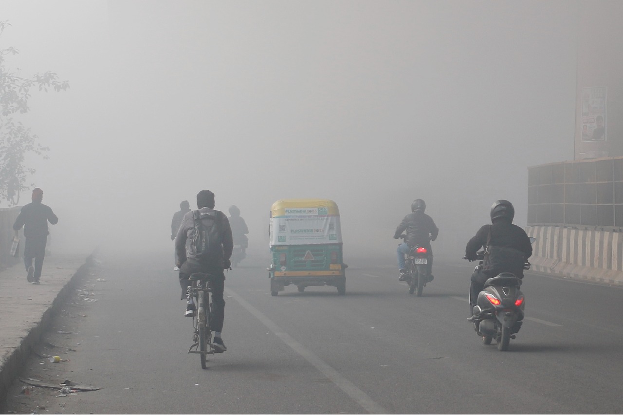 Delhi faces double whammy of cold and pollution