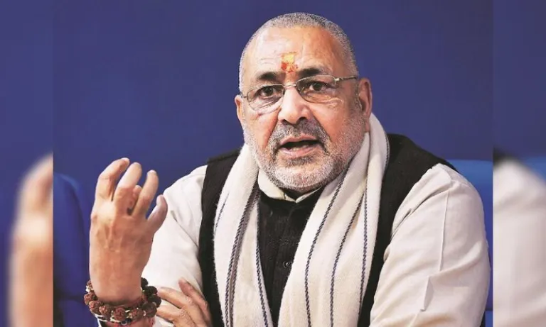 Assam: Giriraj Singh stresses on textile development in Guwahati