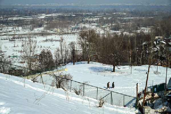 Kashmir was shaken by a 4.8 magnitude earthquake with its epicenter in central Budgam.