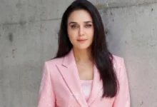 https://jantaserishta.com/national/will-you-tear-the-clothes-of-daughters-akhilesh-yadav-lashes-out-in-parliament-4801322
