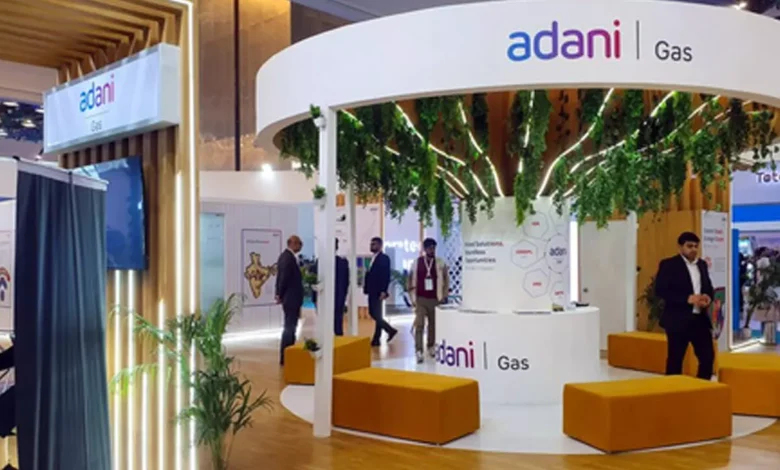 Adani Total Gas Q1 revenue rose 27% to ₹1,910 crore; PAT stood at ₹133 crore.